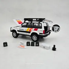 ماکت فلزی تویوتا لندکروز LC80