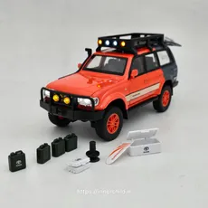 ماکت فلزی تویوتا لندکروز LC80