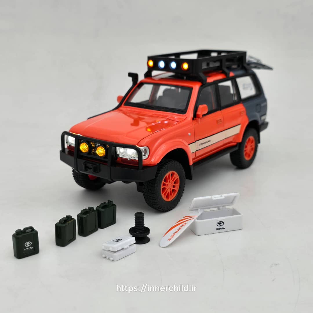 ماکت فلزی تویوتا لندکروز LC80