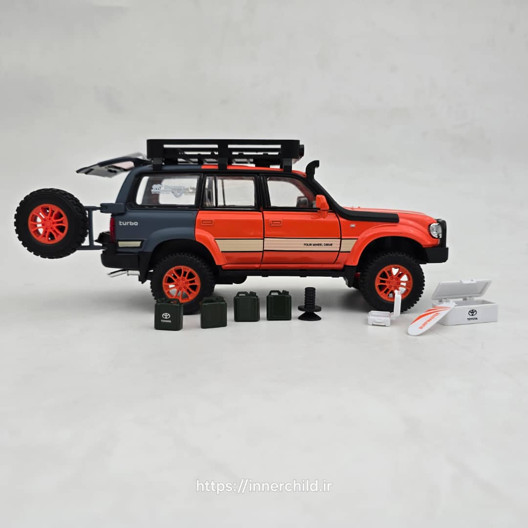 ماکت فلزی تویوتا لندکروز LC80
